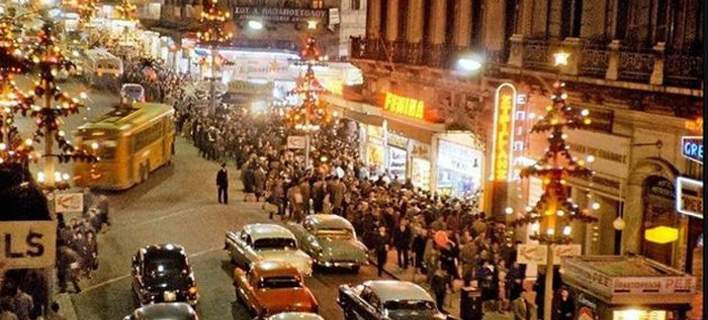 Τα Χριστούγεννα στην Αθήνα του ’60 – Οταν οι Αθηναίοι αγόραζαν τα δώρα τους από το Μινιόν..